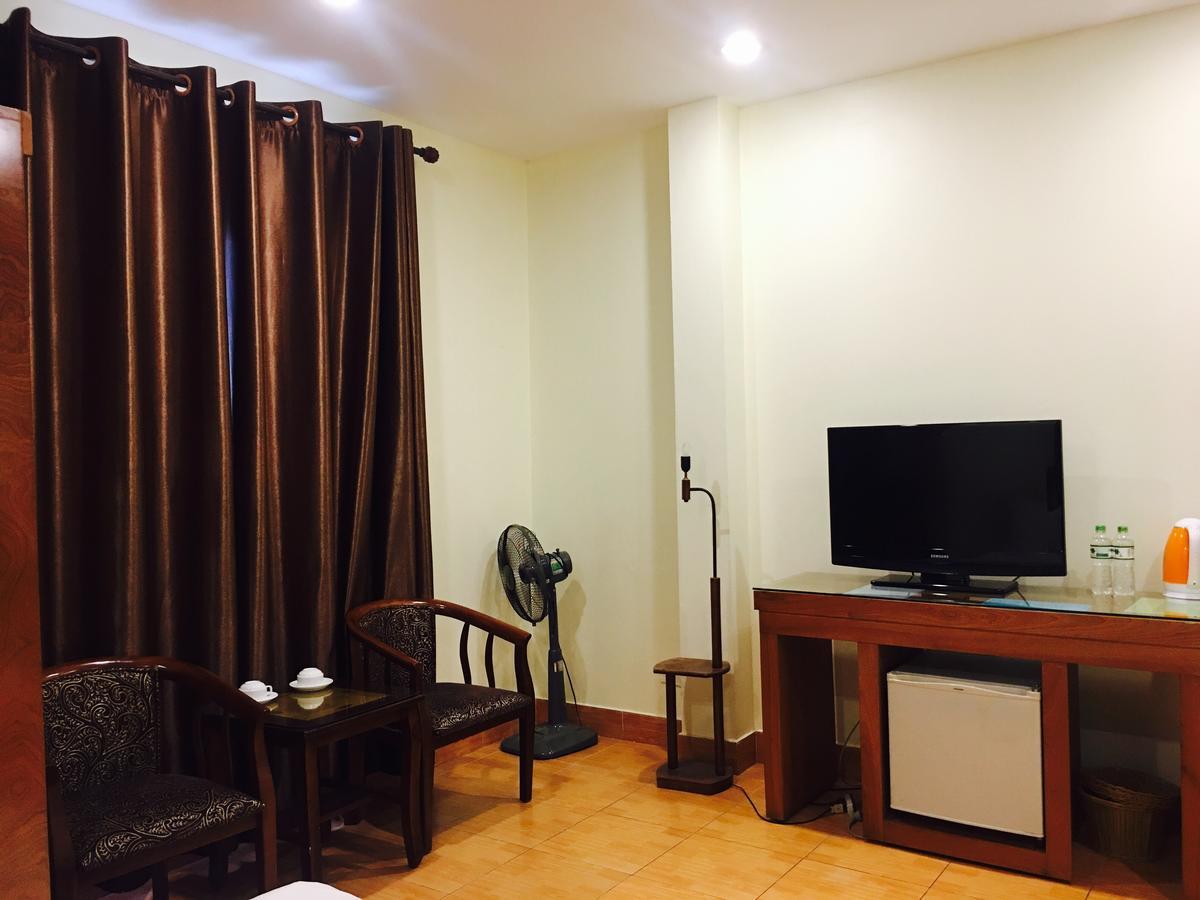 Saigon Palace Tran Quoc Hoan Hotel Hanoi Exterior photo